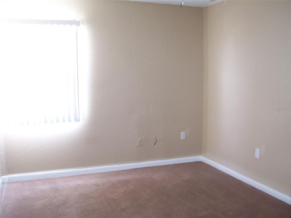 В аренду: $1,600 (3 спален, 2 ванн, 1338 Квадратных фут)