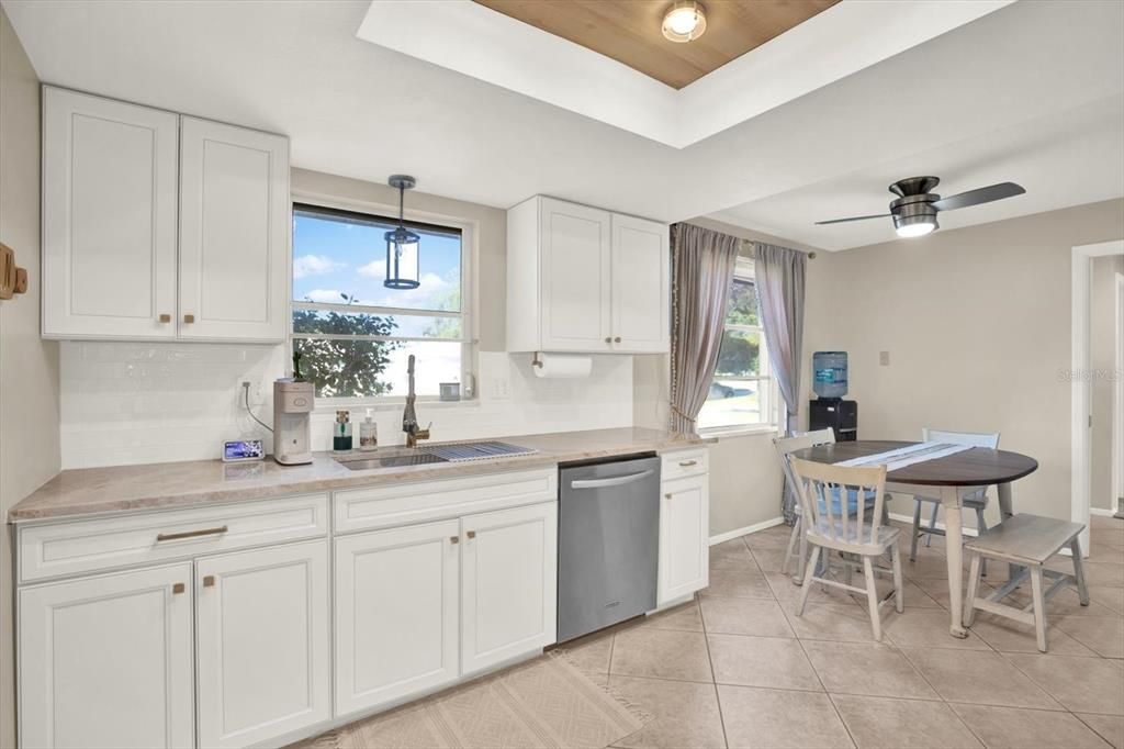 Active With Contract: $420,000 (3 beds, 2 baths, 1538 Square Feet)