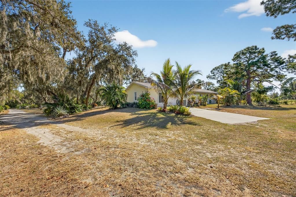 На продажу: $1,195,000 (4 спален, 2 ванн, 2583 Квадратных фут)