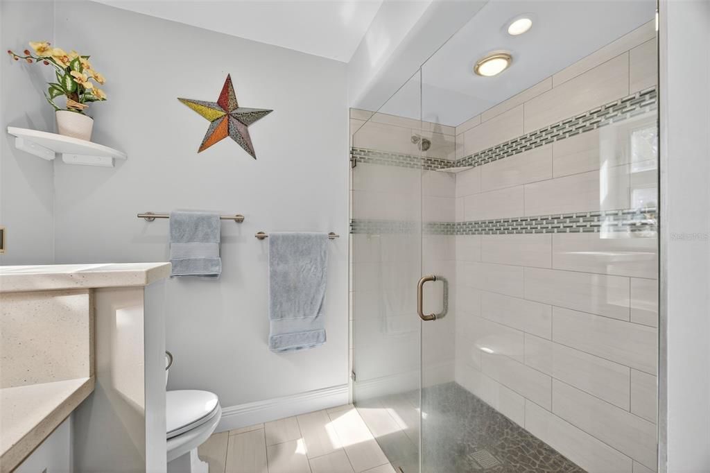 На продажу: $1,195,000 (4 спален, 2 ванн, 2583 Квадратных фут)