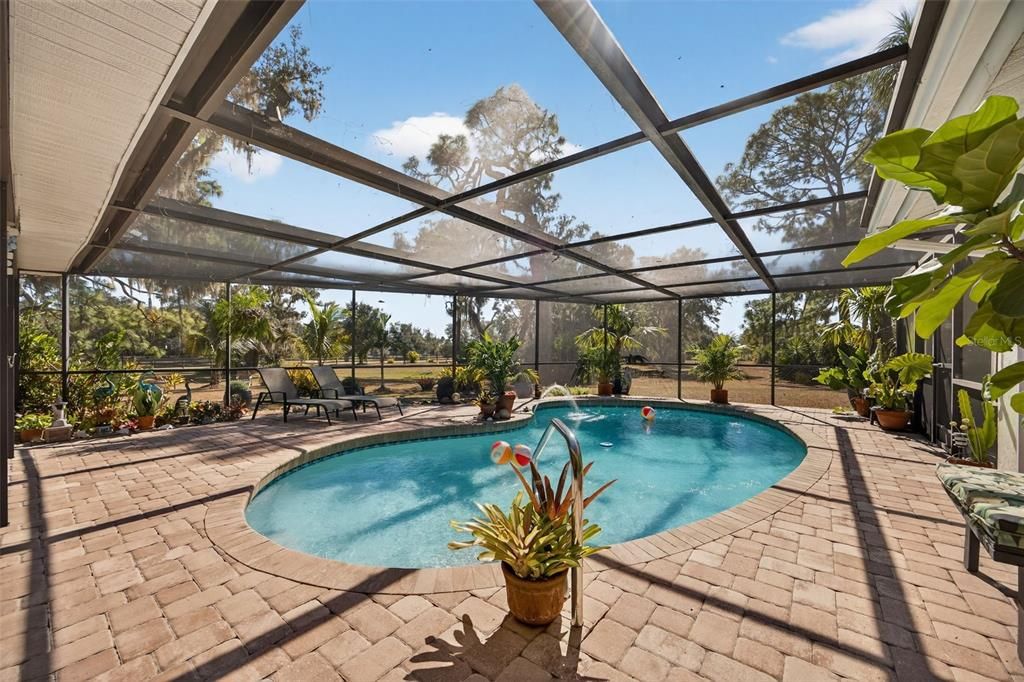 На продажу: $1,195,000 (4 спален, 2 ванн, 2583 Квадратных фут)