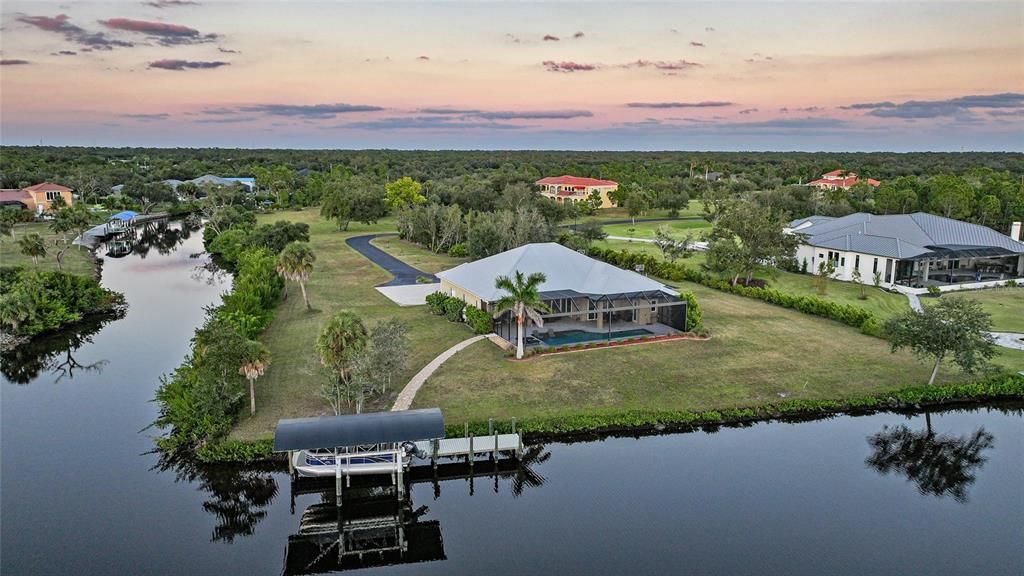 En Venta: $1,850,000 (4 camas, 4 baños, 3110 Pies cuadrados)