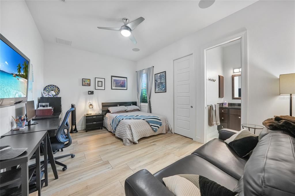 En Venta: $1,850,000 (4 camas, 4 baños, 3110 Pies cuadrados)