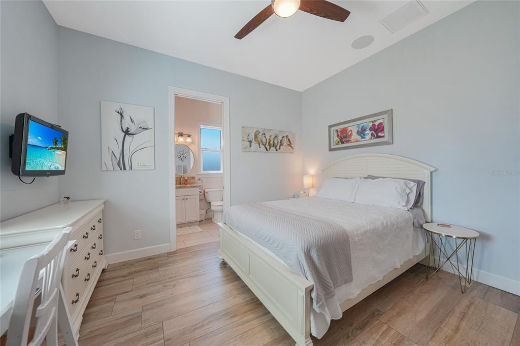 En Venta: $1,850,000 (4 camas, 4 baños, 3110 Pies cuadrados)