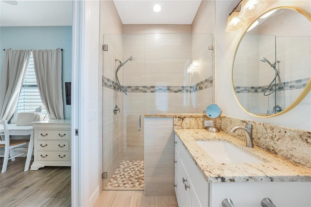 En Venta: $1,850,000 (4 camas, 4 baños, 3110 Pies cuadrados)