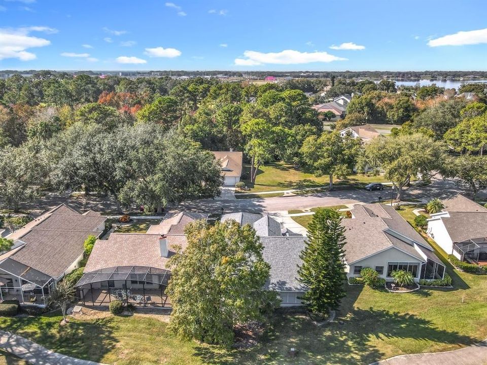 For Sale: $370,000 (2 beds, 2 baths, 1609 Square Feet)