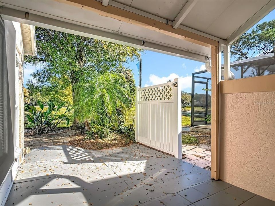 For Sale: $370,000 (2 beds, 2 baths, 1609 Square Feet)