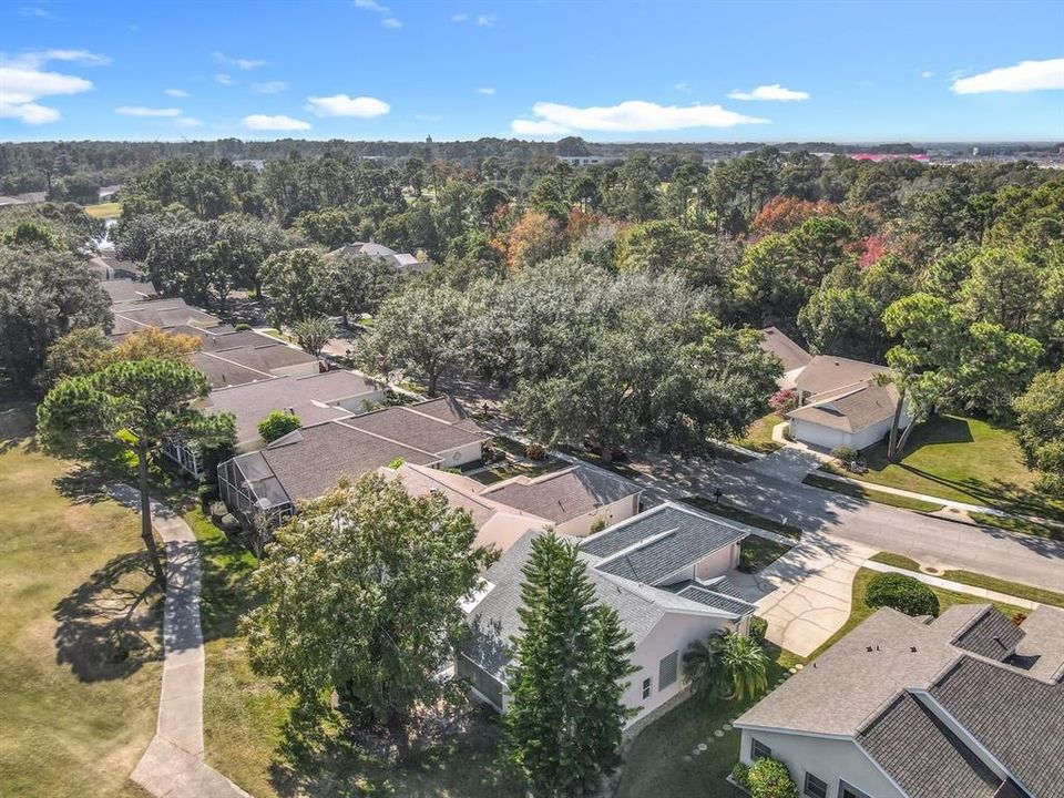 For Sale: $370,000 (2 beds, 2 baths, 1609 Square Feet)