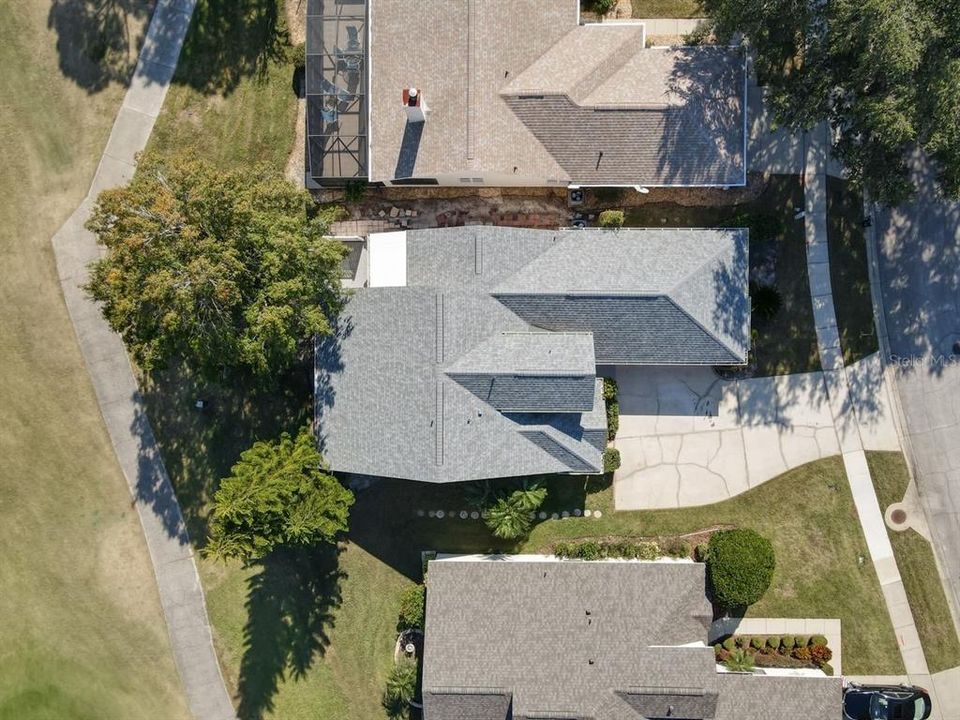 For Sale: $370,000 (2 beds, 2 baths, 1609 Square Feet)