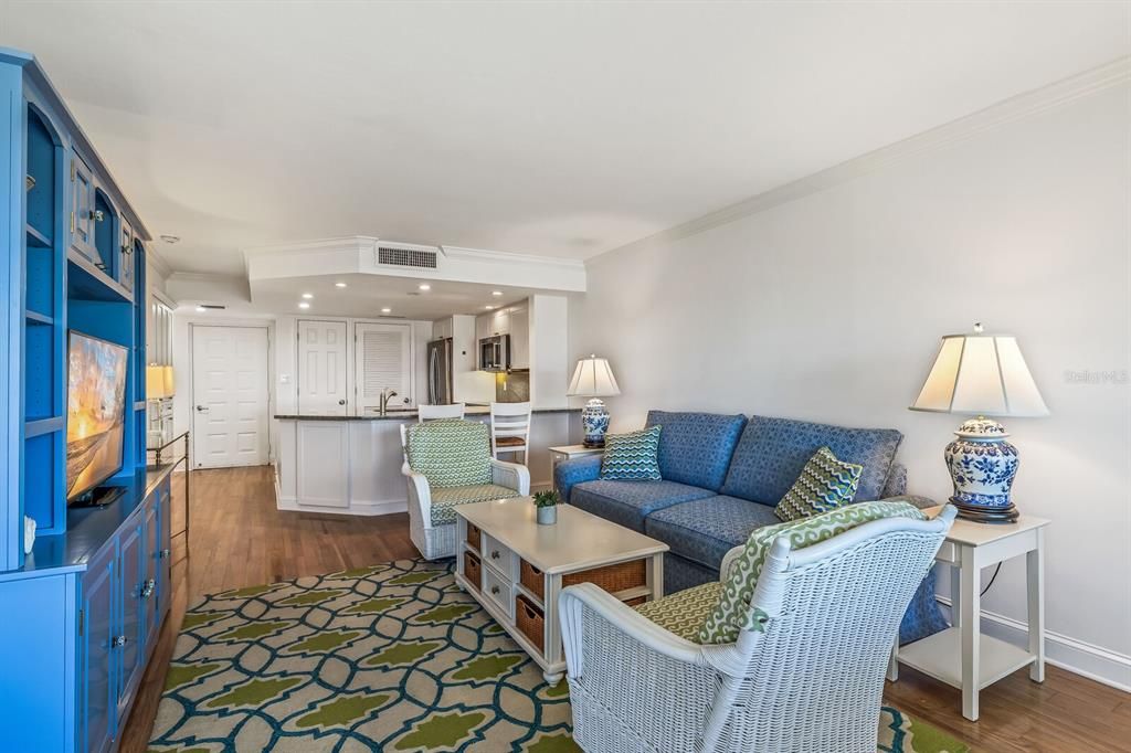 待售: $1,175,000 (1 贝兹, 2 浴室, 900 平方英尺)