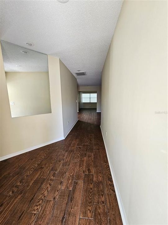 For Rent: $1,875 (2 beds, 2 baths, 1378 Square Feet)