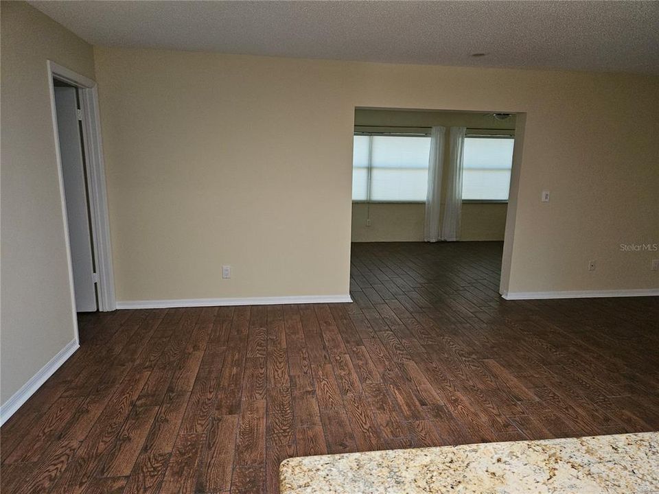 For Rent: $1,875 (2 beds, 2 baths, 1378 Square Feet)