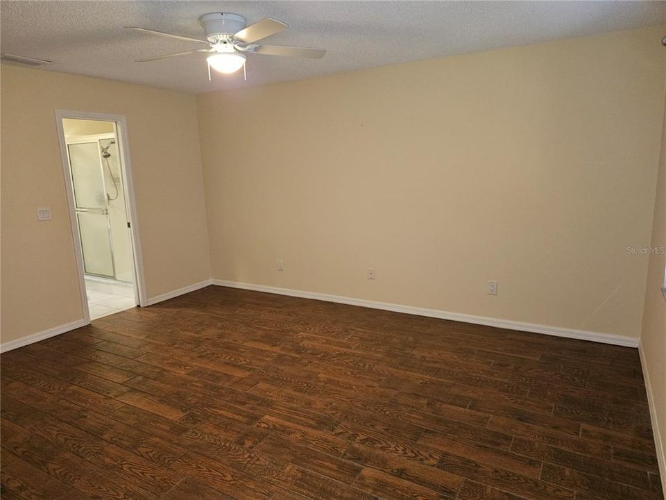 For Rent: $1,875 (2 beds, 2 baths, 1378 Square Feet)