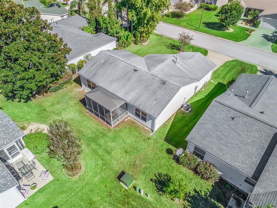 合同活跃: $267,500 (3 贝兹, 2 浴室, 1262 平方英尺)