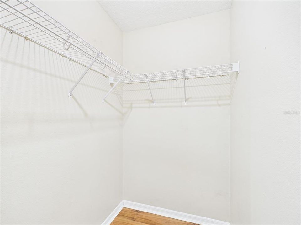 Под контрактом: $310,000 (3 спален, 2 ванн, 1257 Квадратных фут)