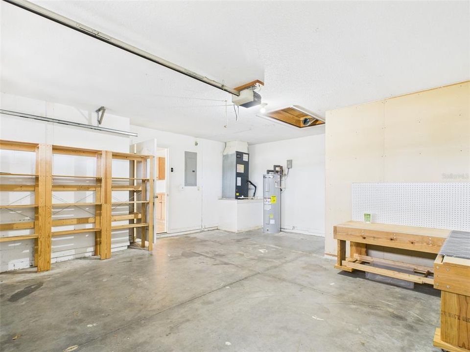 Под контрактом: $310,000 (3 спален, 2 ванн, 1257 Квадратных фут)