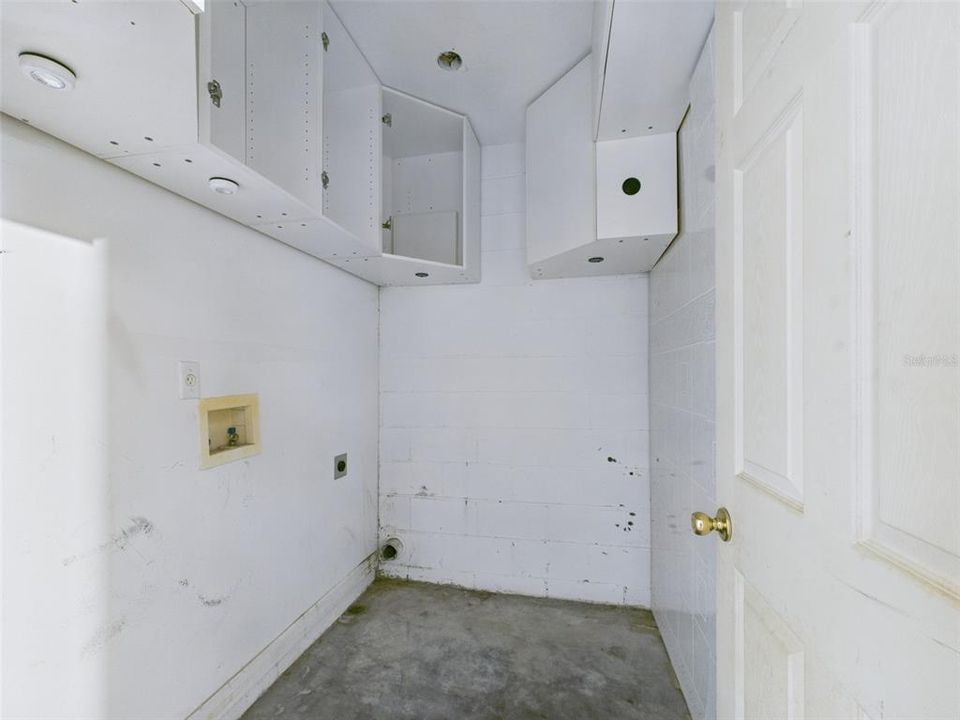 Под контрактом: $310,000 (3 спален, 2 ванн, 1257 Квадратных фут)