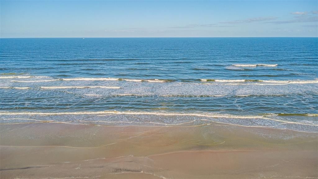 合同活跃: $759,000 (2 贝兹, 2 浴室, 1192 平方英尺)