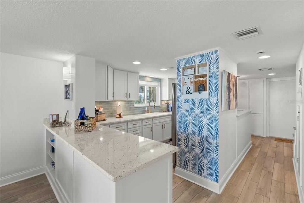 合同活跃: $759,000 (2 贝兹, 2 浴室, 1192 平方英尺)