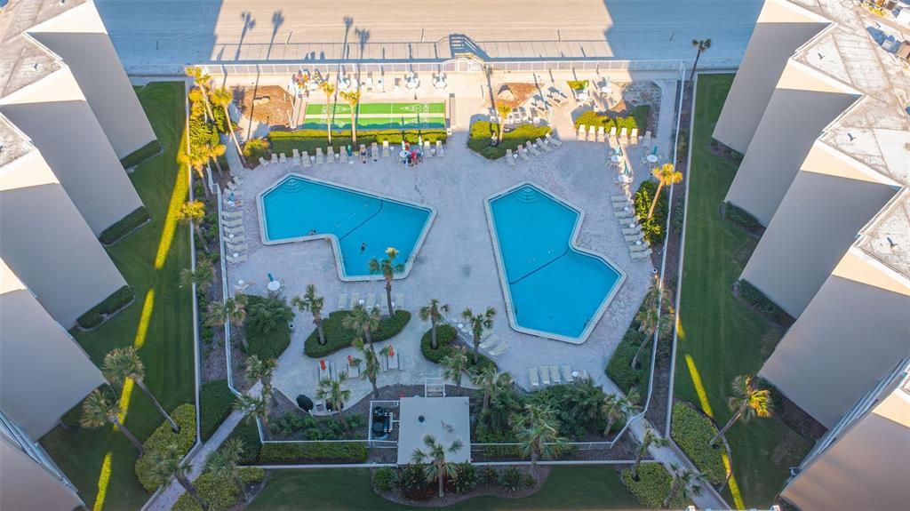 合同活跃: $759,000 (2 贝兹, 2 浴室, 1192 平方英尺)