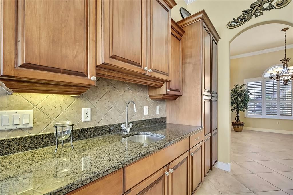 待售: $625,000 (3 贝兹, 3 浴室, 3054 平方英尺)