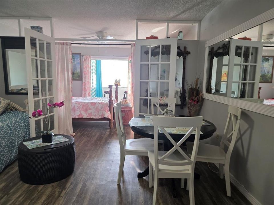 待售: $137,900 (1 贝兹, 1 浴室, 480 平方英尺)