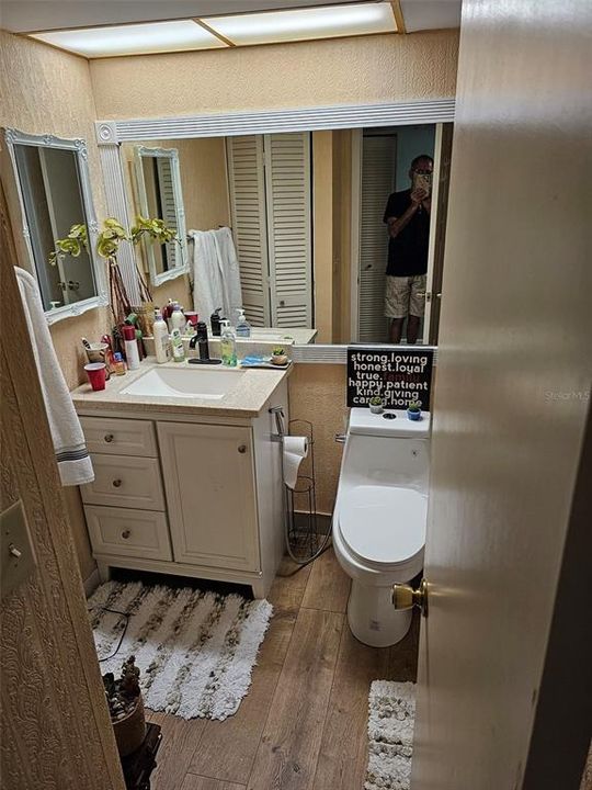 待售: $137,900 (1 贝兹, 1 浴室, 480 平方英尺)