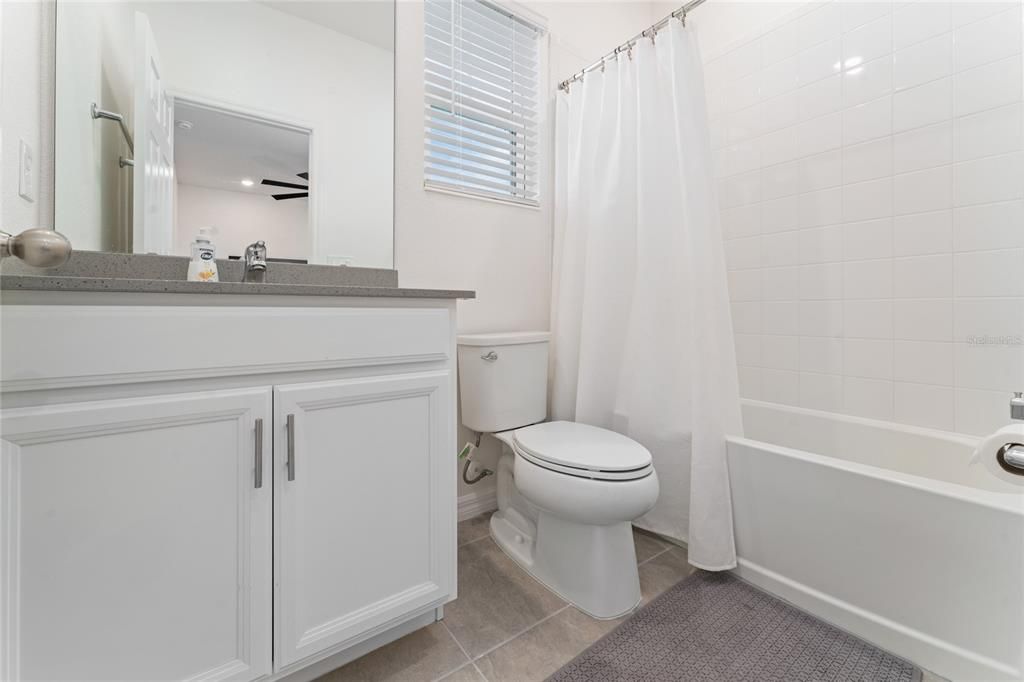 На продажу: $524,900 (4 спален, 3 ванн, 1914 Квадратных фут)