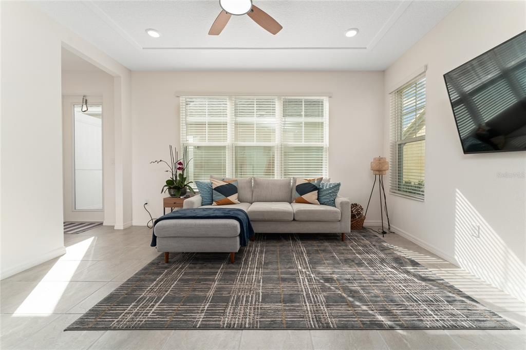 На продажу: $524,900 (4 спален, 3 ванн, 1914 Квадратных фут)