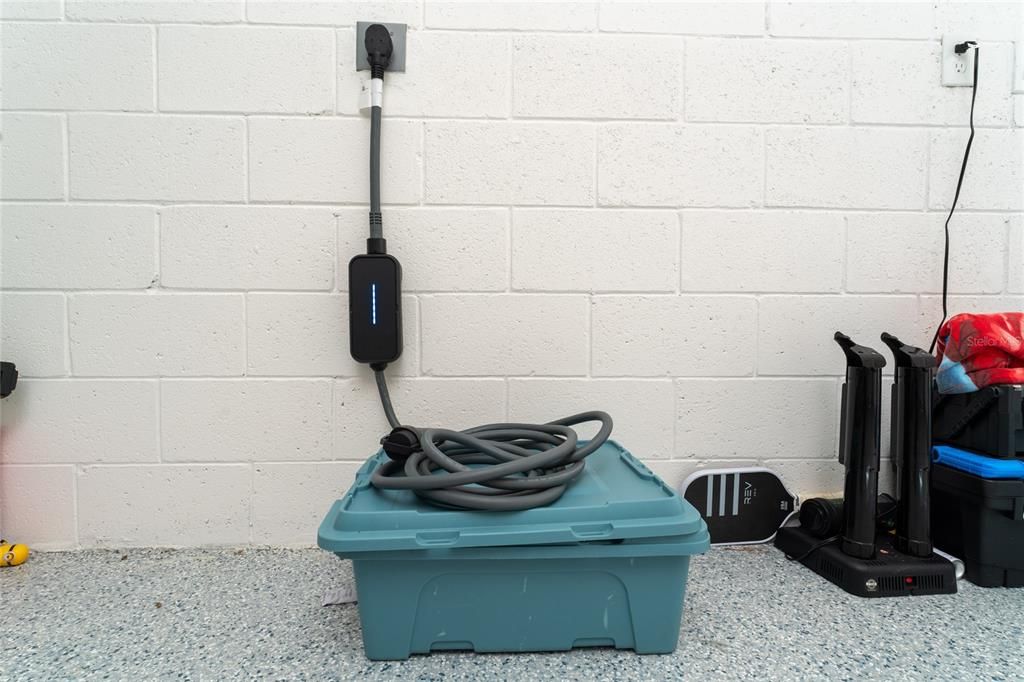 На продажу: $524,900 (4 спален, 3 ванн, 1914 Квадратных фут)