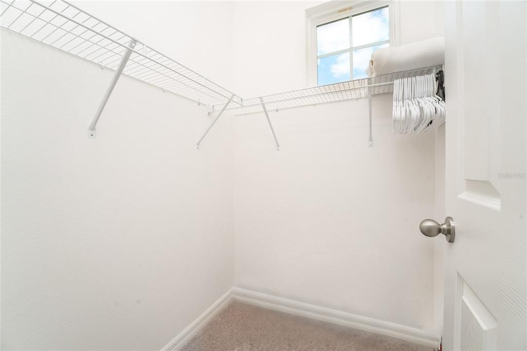 На продажу: $524,900 (4 спален, 3 ванн, 1914 Квадратных фут)