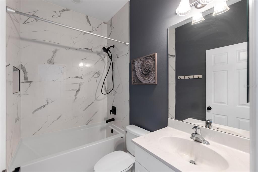 For Rent: $2,450 (3 beds, 2 baths, 1628 Square Feet)