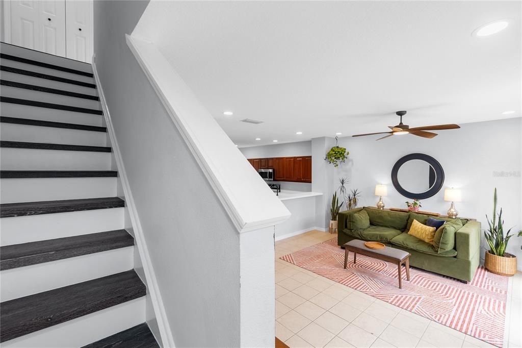 For Rent: $2,450 (3 beds, 2 baths, 1628 Square Feet)