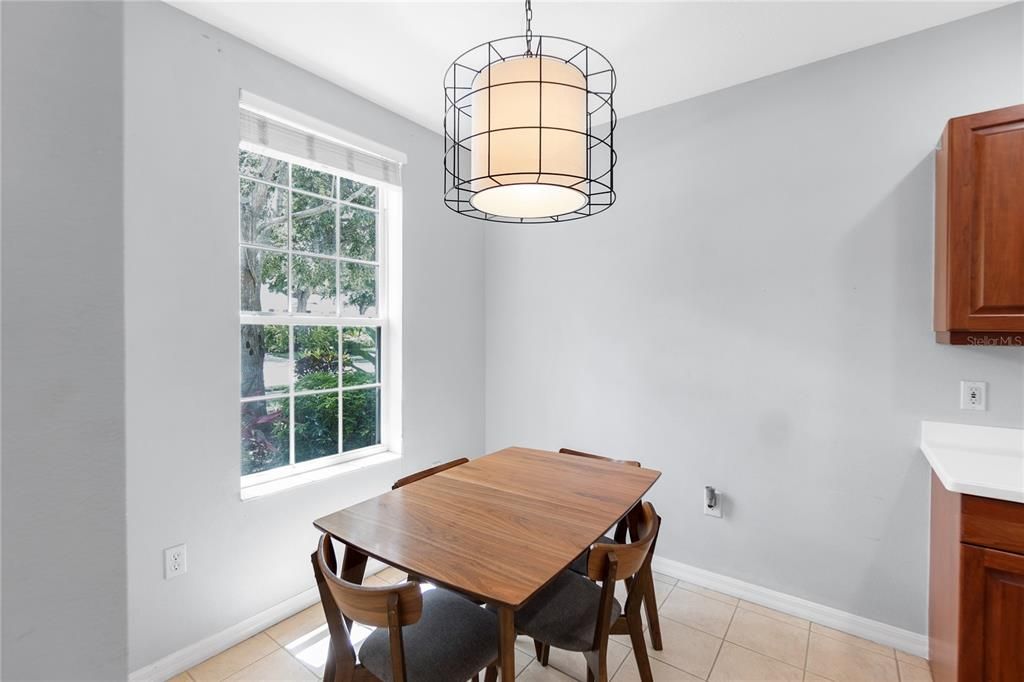 For Rent: $2,450 (3 beds, 2 baths, 1628 Square Feet)