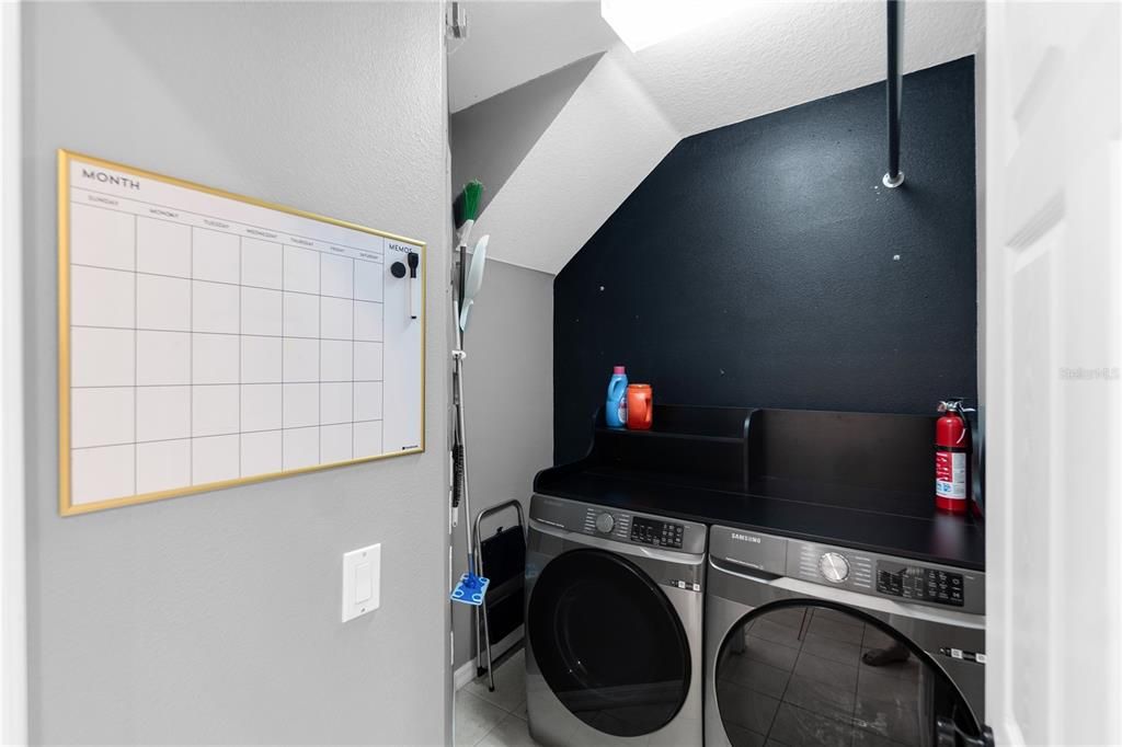 For Rent: $2,450 (3 beds, 2 baths, 1628 Square Feet)