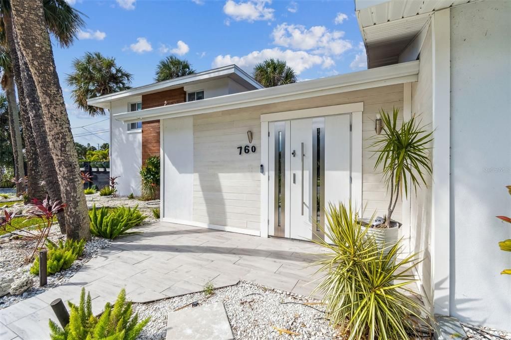 待售: $1,000,000 (4 贝兹, 3 浴室, 1723 平方英尺)