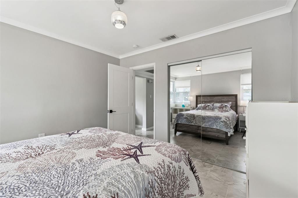 待售: $1,000,000 (4 贝兹, 3 浴室, 1723 平方英尺)