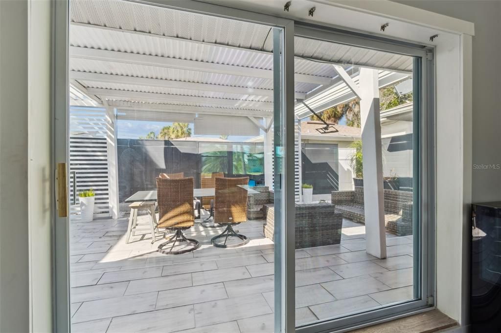 待售: $1,000,000 (4 贝兹, 3 浴室, 1723 平方英尺)