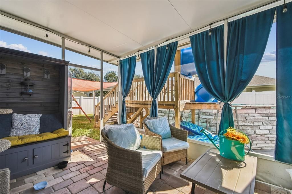 For Sale: $360,000 (3 beds, 2 baths, 1550 Square Feet)