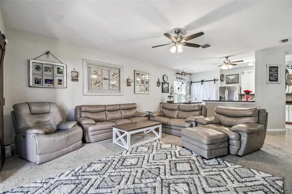 For Sale: $360,000 (3 beds, 2 baths, 1550 Square Feet)