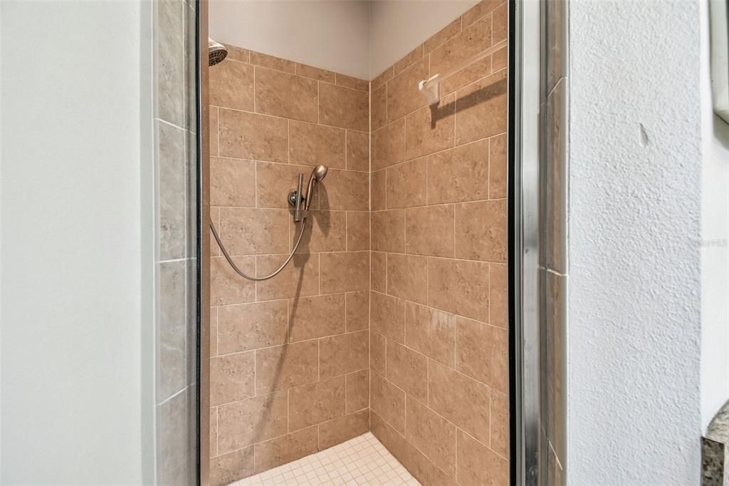 For Sale: $360,000 (3 beds, 2 baths, 1550 Square Feet)