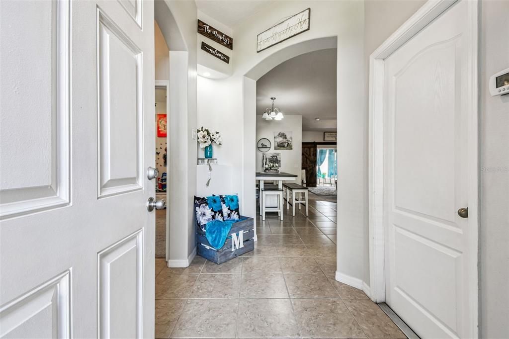 For Sale: $360,000 (3 beds, 2 baths, 1550 Square Feet)