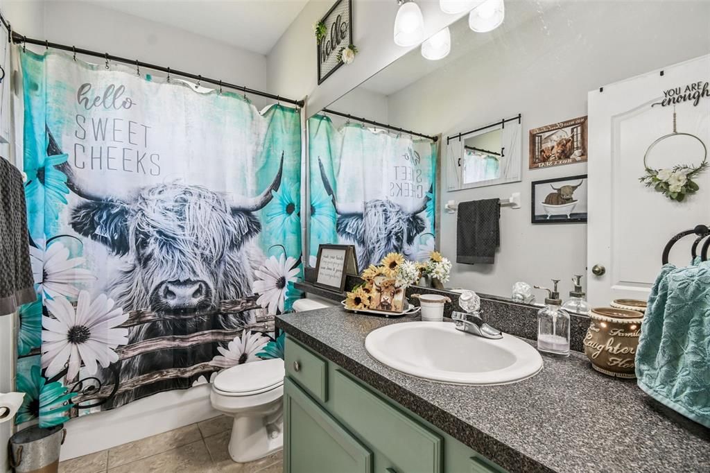 For Sale: $360,000 (3 beds, 2 baths, 1550 Square Feet)