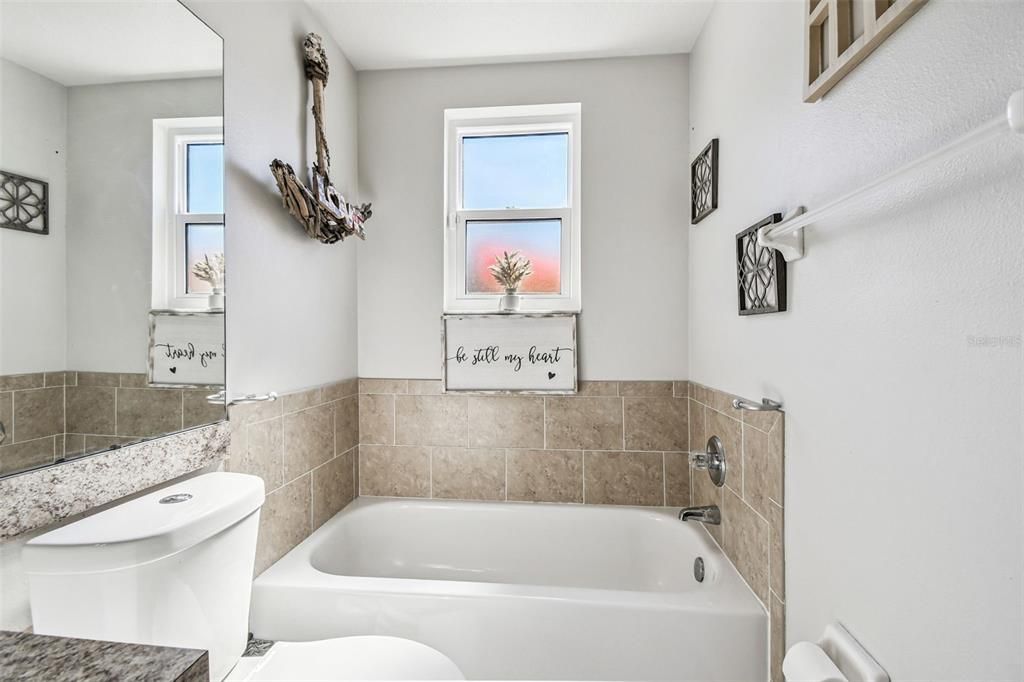 For Sale: $360,000 (3 beds, 2 baths, 1550 Square Feet)