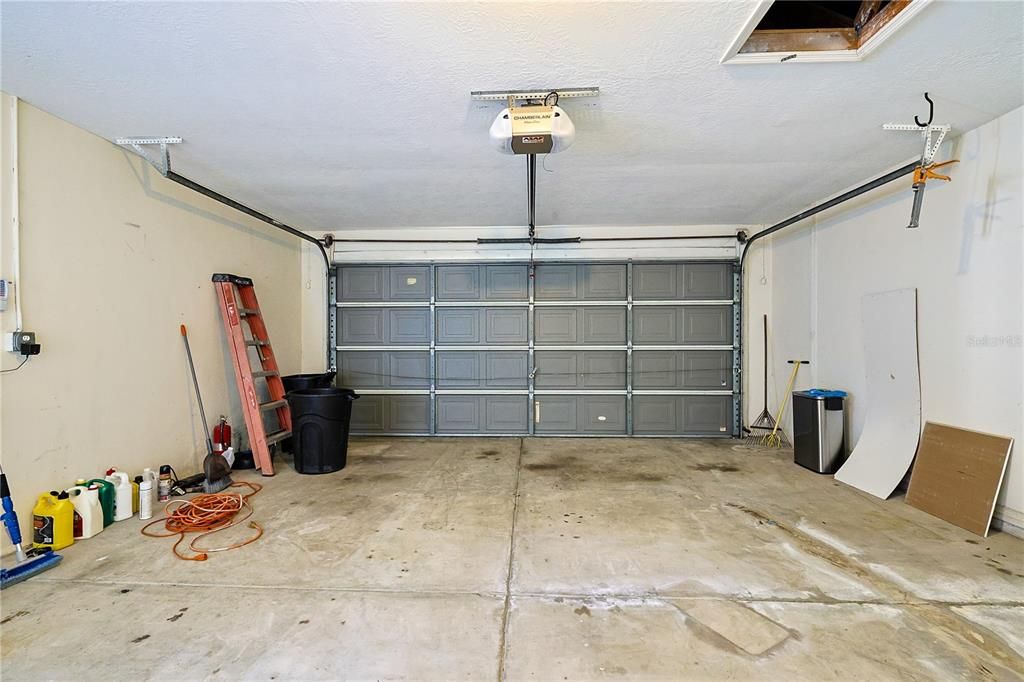 待售: $189,900 (2 贝兹, 2 浴室, 1254 平方英尺)