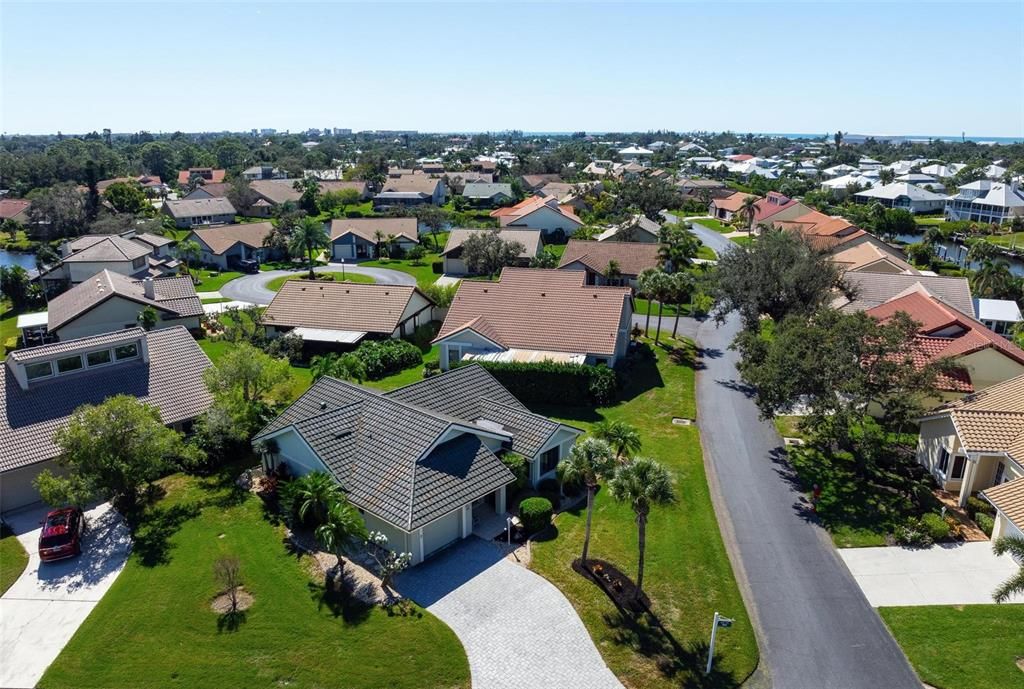 For Sale: $398,500 (3 beds, 2 baths, 1608 Square Feet)