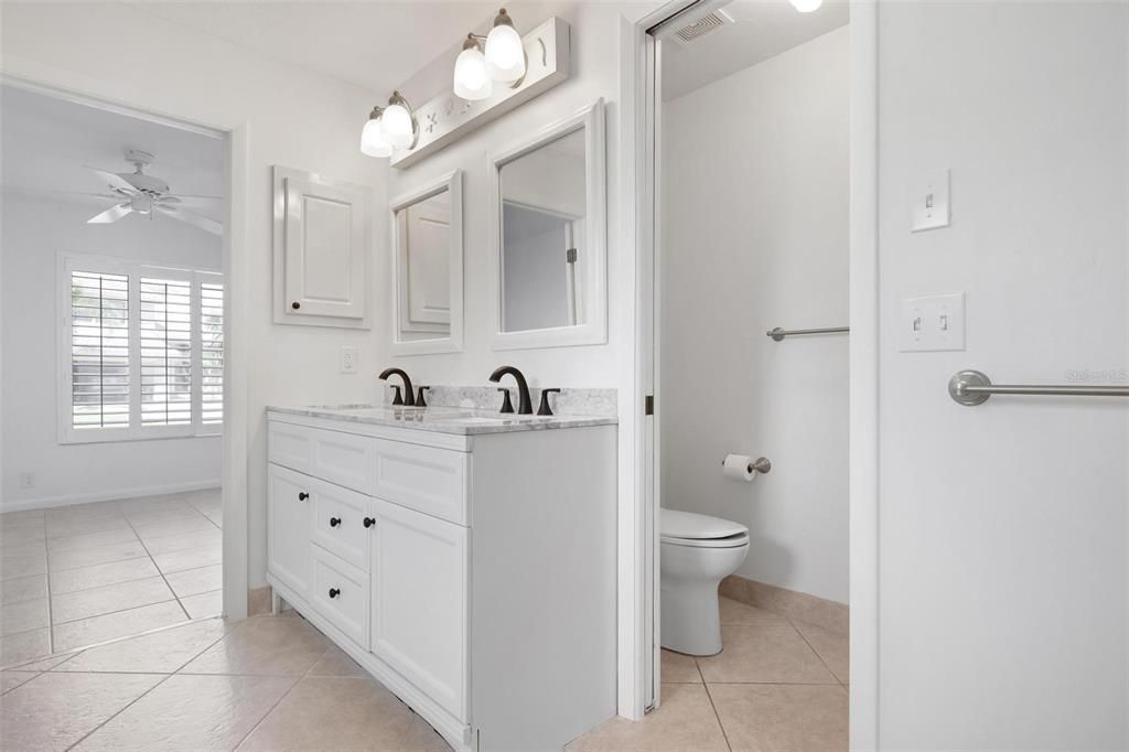 For Sale: $398,500 (3 beds, 2 baths, 1608 Square Feet)