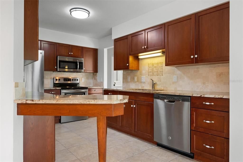 For Sale: $398,500 (3 beds, 2 baths, 1608 Square Feet)