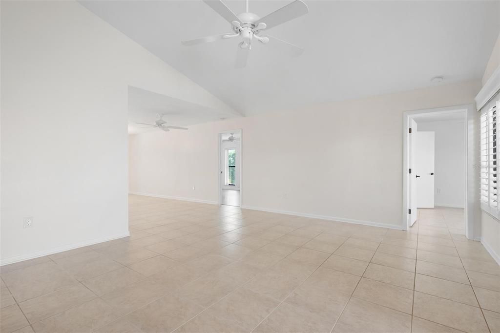 For Sale: $398,500 (3 beds, 2 baths, 1608 Square Feet)