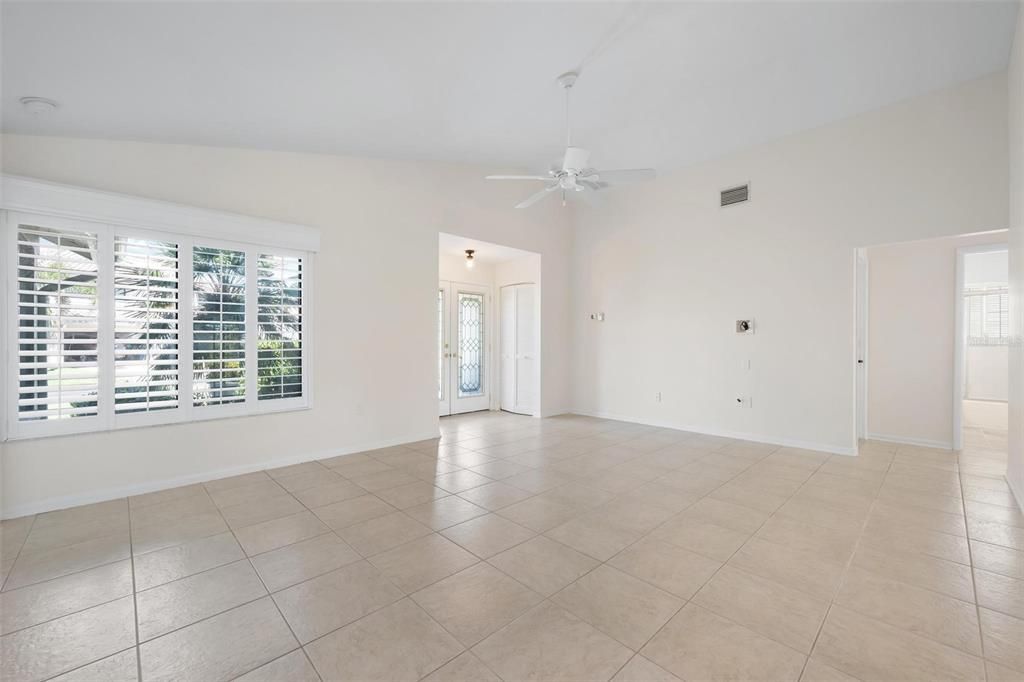 For Sale: $398,500 (3 beds, 2 baths, 1608 Square Feet)